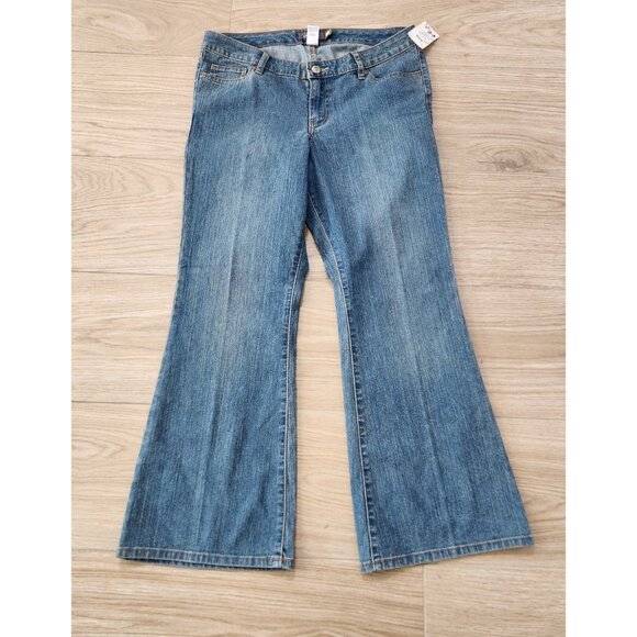 Lane Bryant Venezia Stretch Flare Jeans Boho Blue Womens Size 2 Petite NEW NWT - Picture 3 of 11